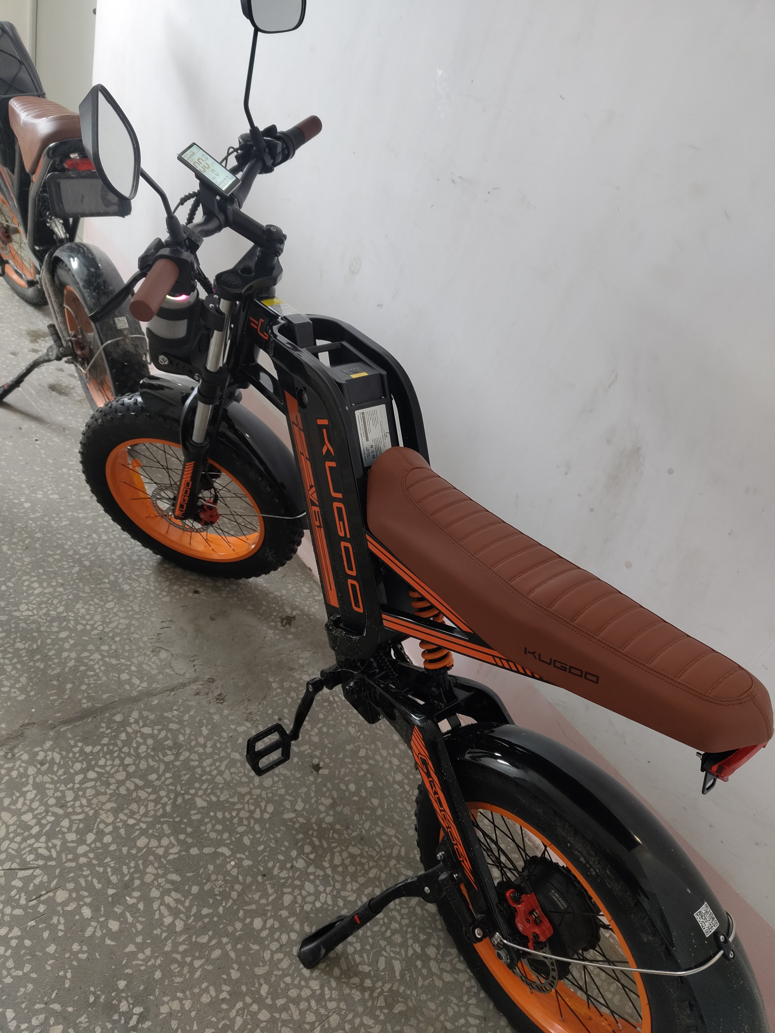 Stradalli Kugoo v6 2025